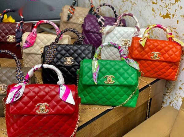 Woman bags & purse pallets - Image 18