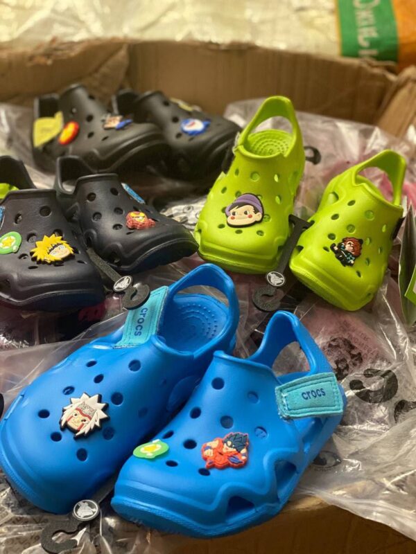 Crocs PALLETS - Image 32