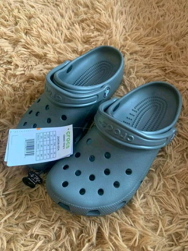 Crocs PALLETS - Image 24