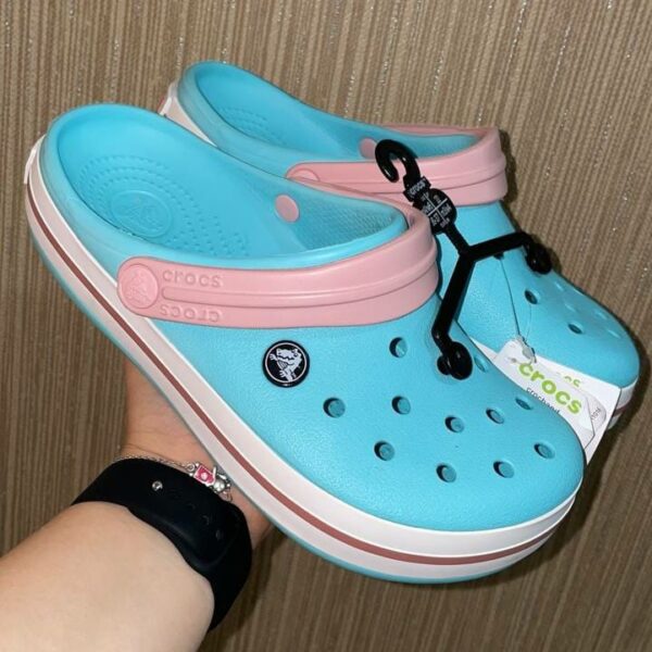 Crocs PALLETS - Image 14